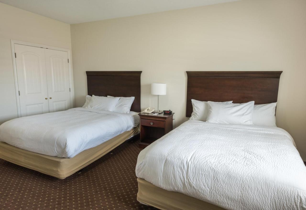 ורנל Landmark Inn And Suites מראה חיצוני תמונה